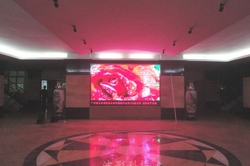 廣東花都武警總隊室內(nèi)PH6全彩顯示屏